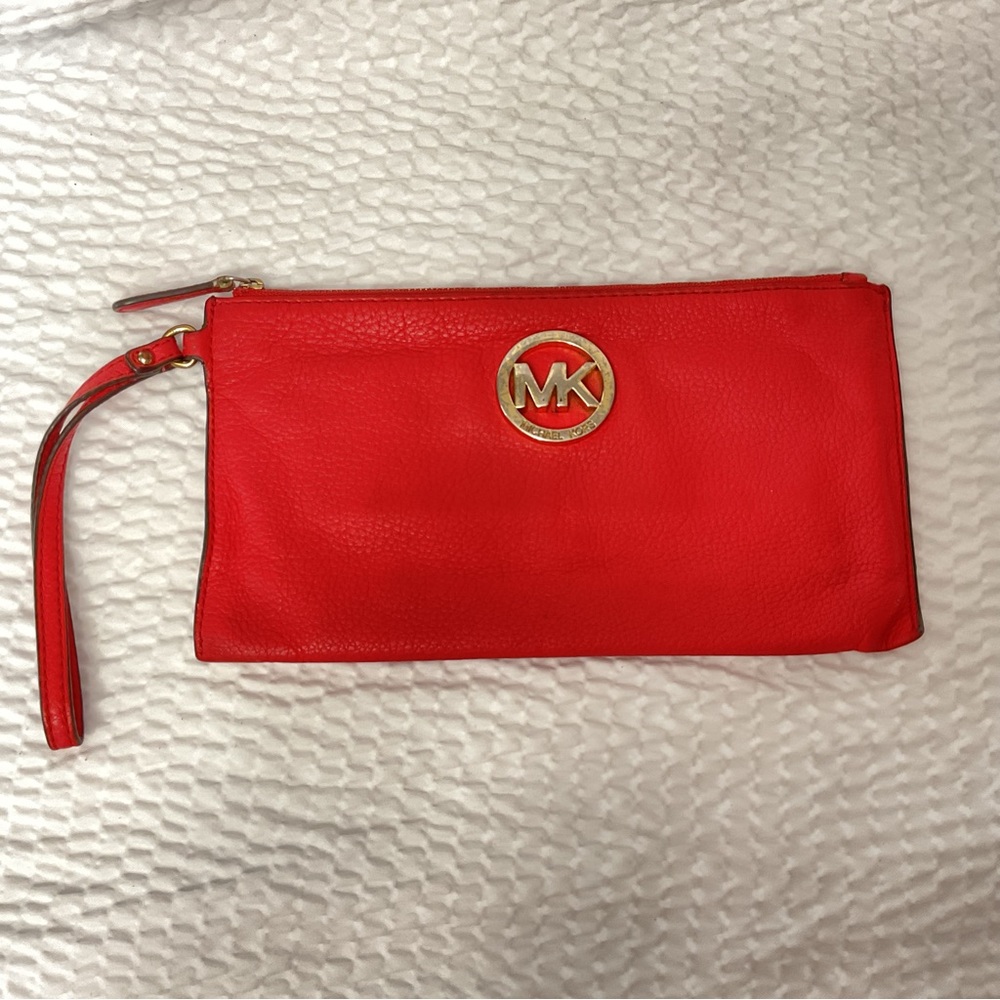 Michael Kors Fulton Leather Clutch Salmon Wristlet